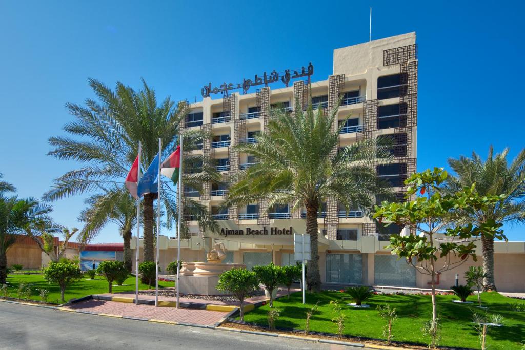 Горящие туры в отель Ajman Beach Hotel Аджман ОАЭ