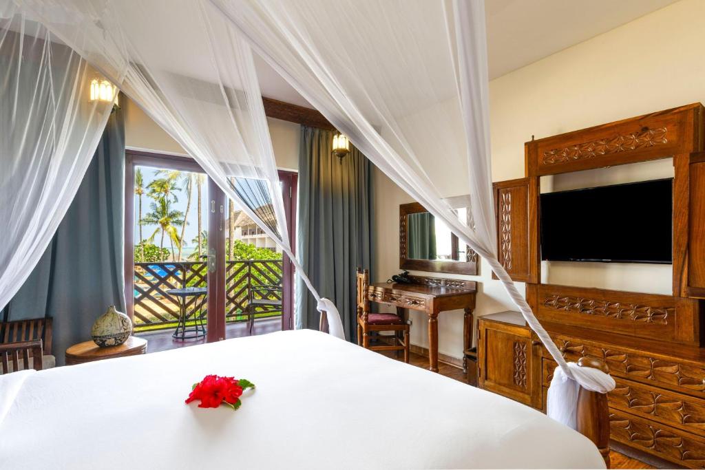 Hotel, Tanzania, Nungwi, Nungwi Beach Resort by Turaco (ex. Doubletree Resort by Hilton)