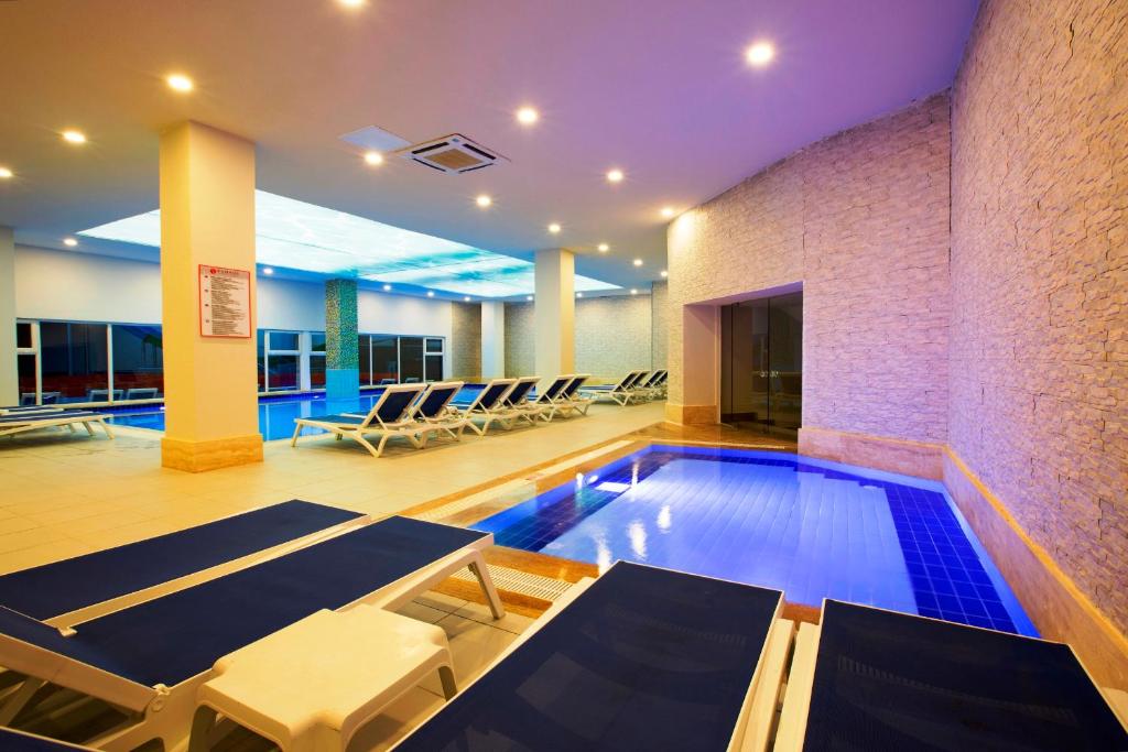 Відгуки про відпочинок у готелі, Ramada Resort Side