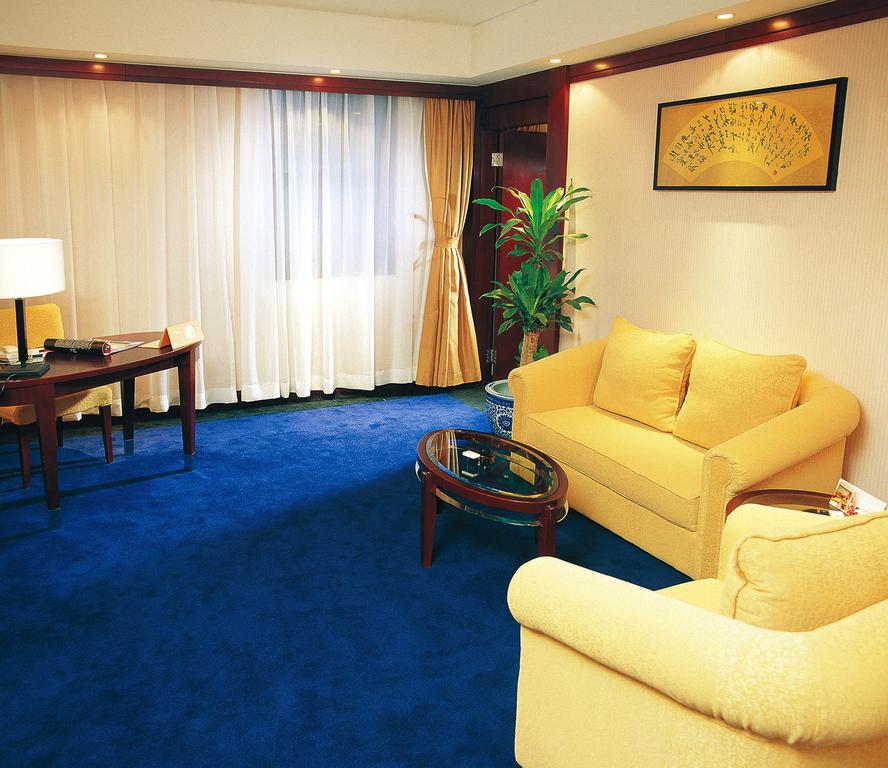 Горящие туры в отель Poly Plaza Hotel Пекин Китай