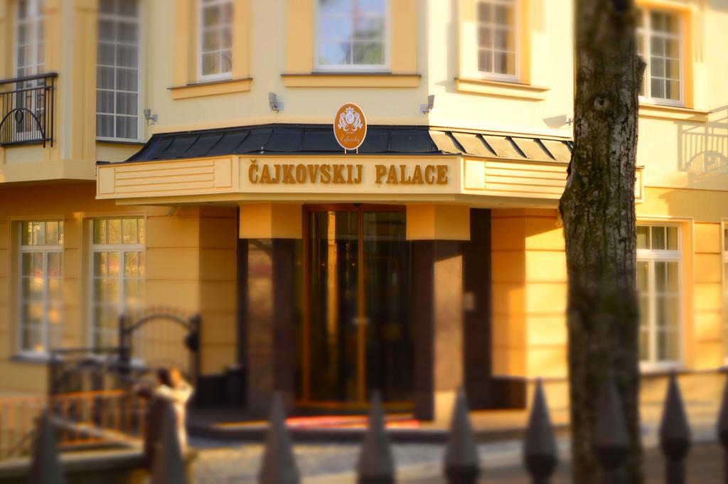 Cajkovskij Palace price