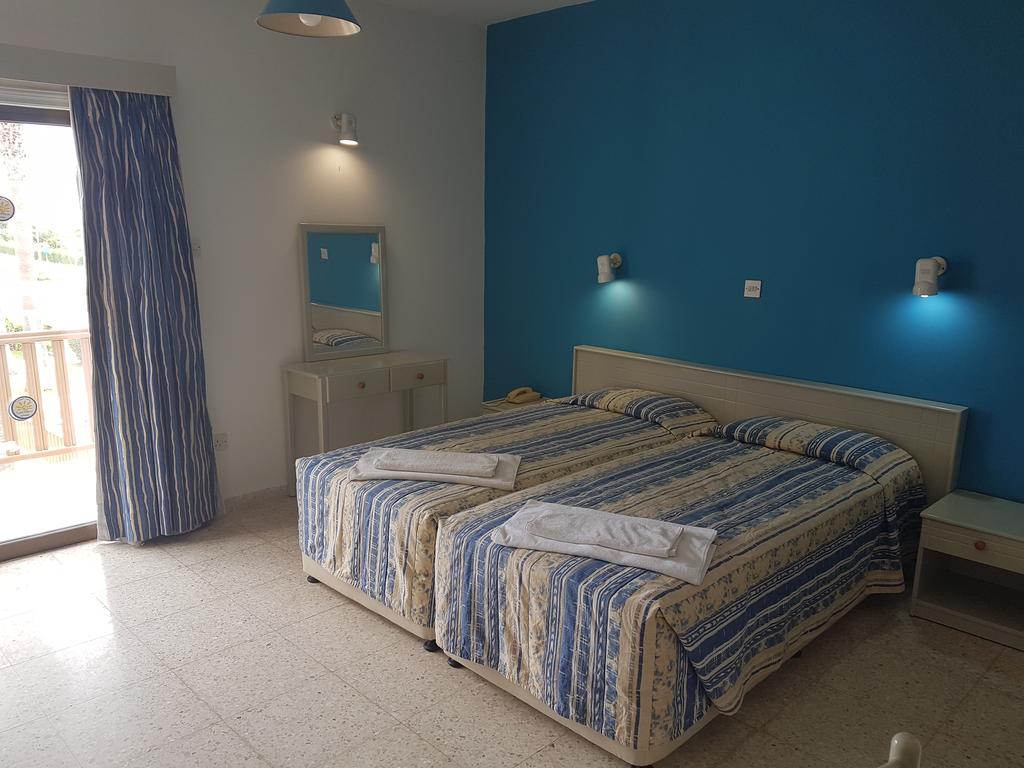Отдых в отеле Cosmelenia Hotel Apartments Айя-Напа Кипр