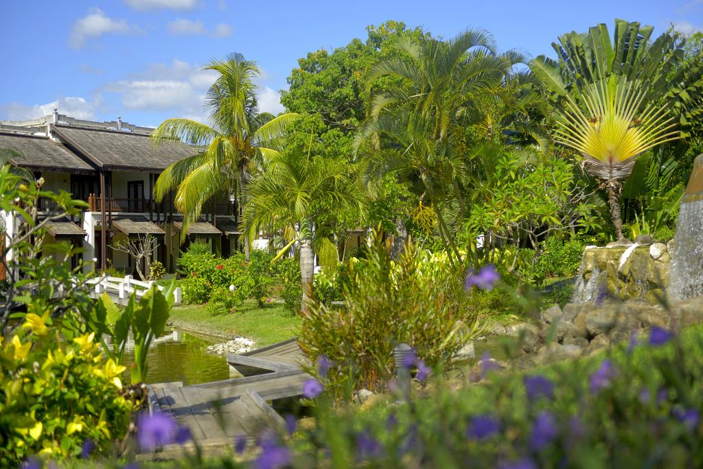 Західне побережжя Sofitel Mauritius L'Imperial Resort & Spa
