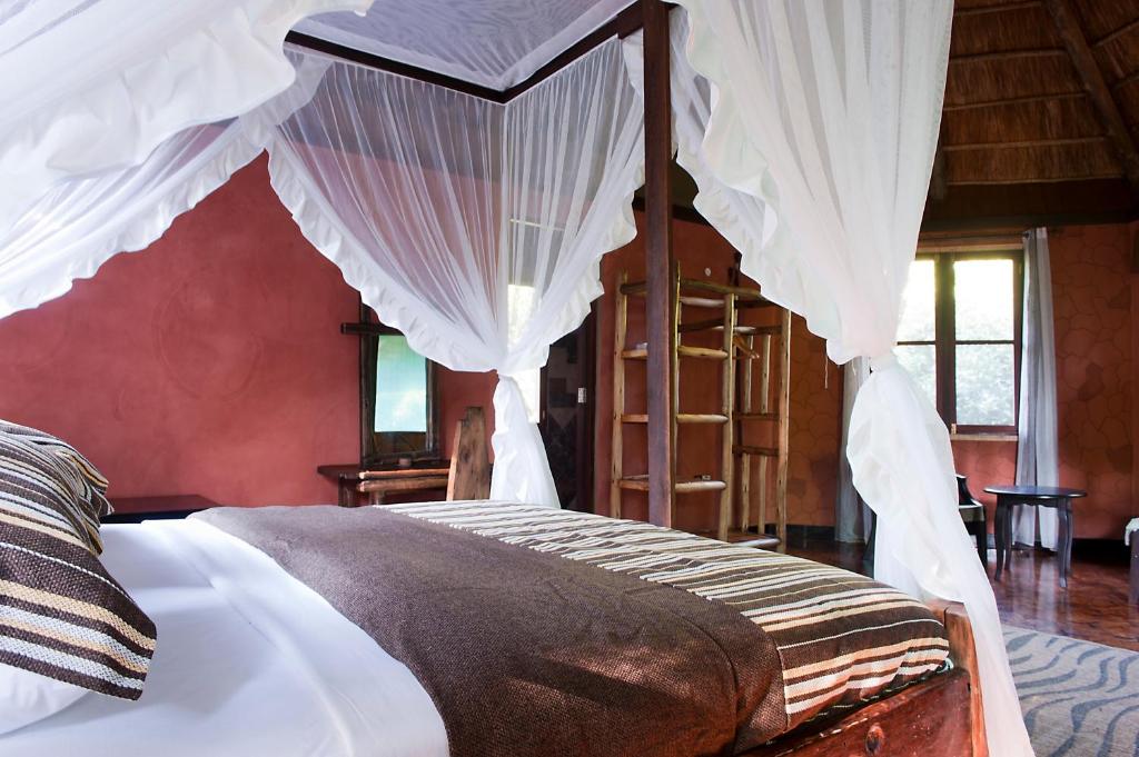 Hotel prices Selous Kinga Lodge